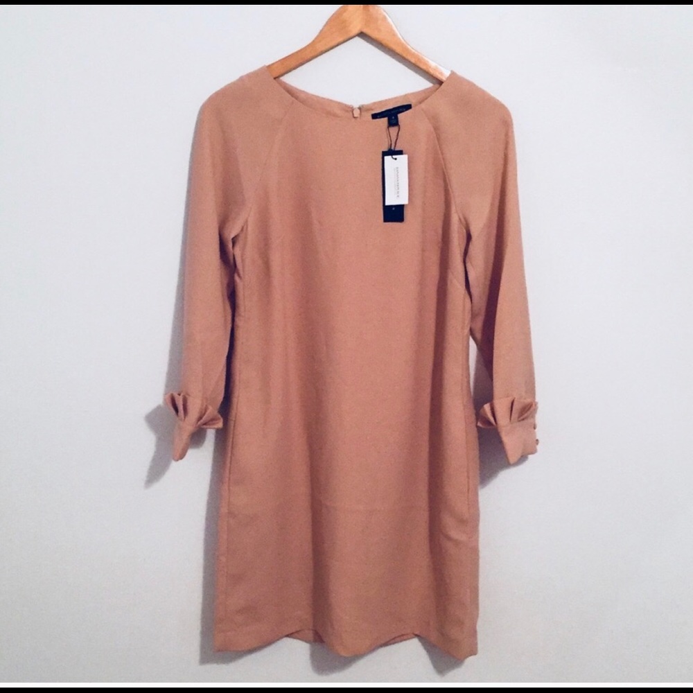 Brand new beautiful tan Banana Republic dress